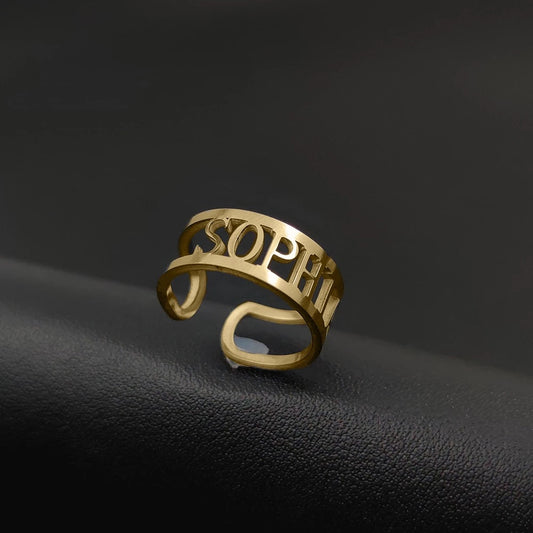 Bold Solitary Ring